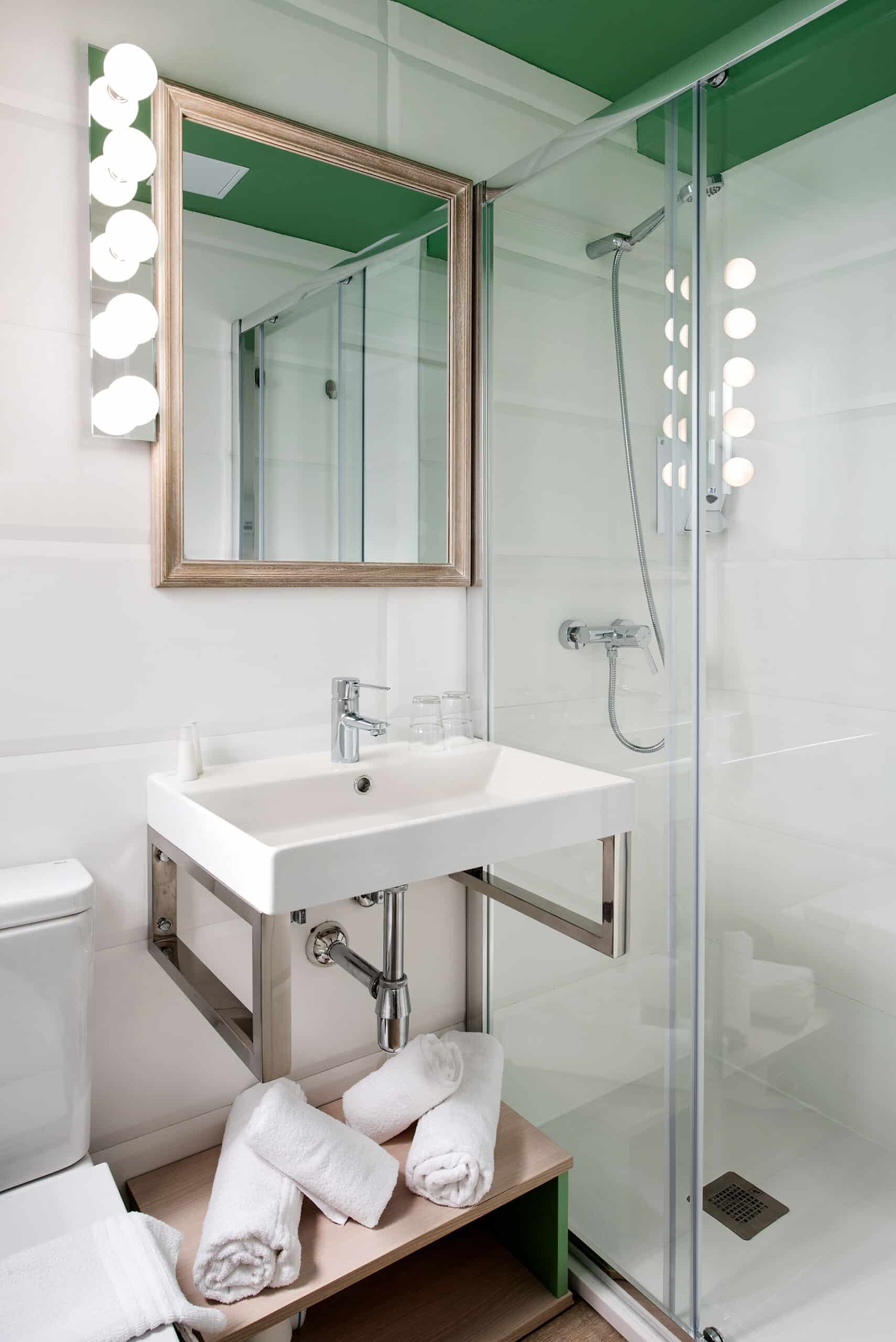 HOSTAL_LA-COLINA-02